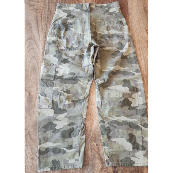 Pilcro Pants Womens 28 Green Camo Cargo Crop Straight Leg Stretch Casual Utility - Picture 9 of 15